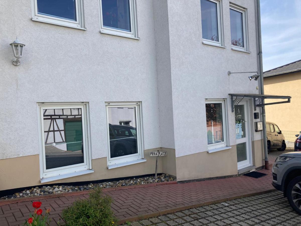 Ferienwohnung Am Petersberg アイゼナハ エクステリア 写真